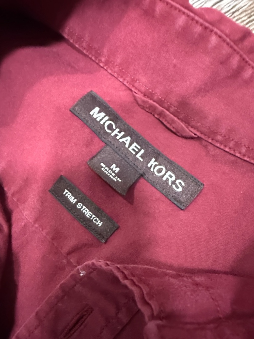 Michael Kors Men's Short Sleeve Button Down Shirt Burgundy Size M Trim Stretch - Picture 2 of 5